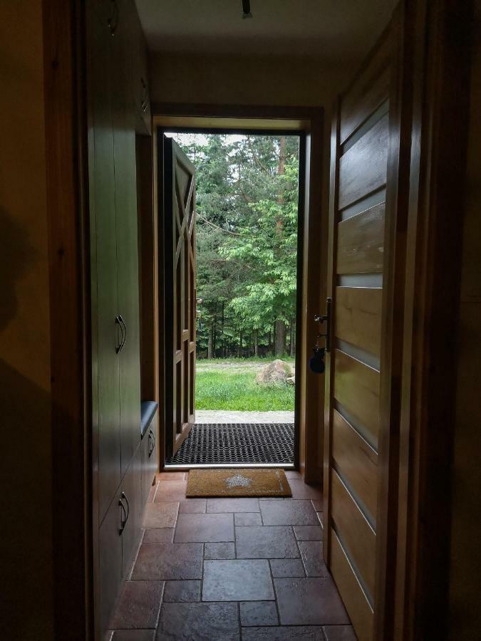 Zacisze Drwala Guest House Лутовиска Екстериор снимка